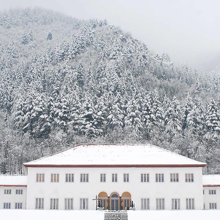 The Lalit Grand Palace Srinagar Exterior photo
