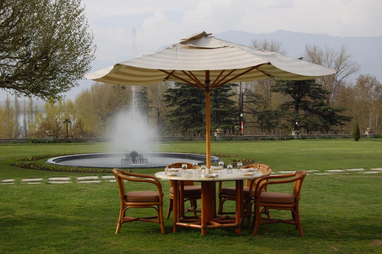 The Lalit Grand Palace Srinagar Exterior photo